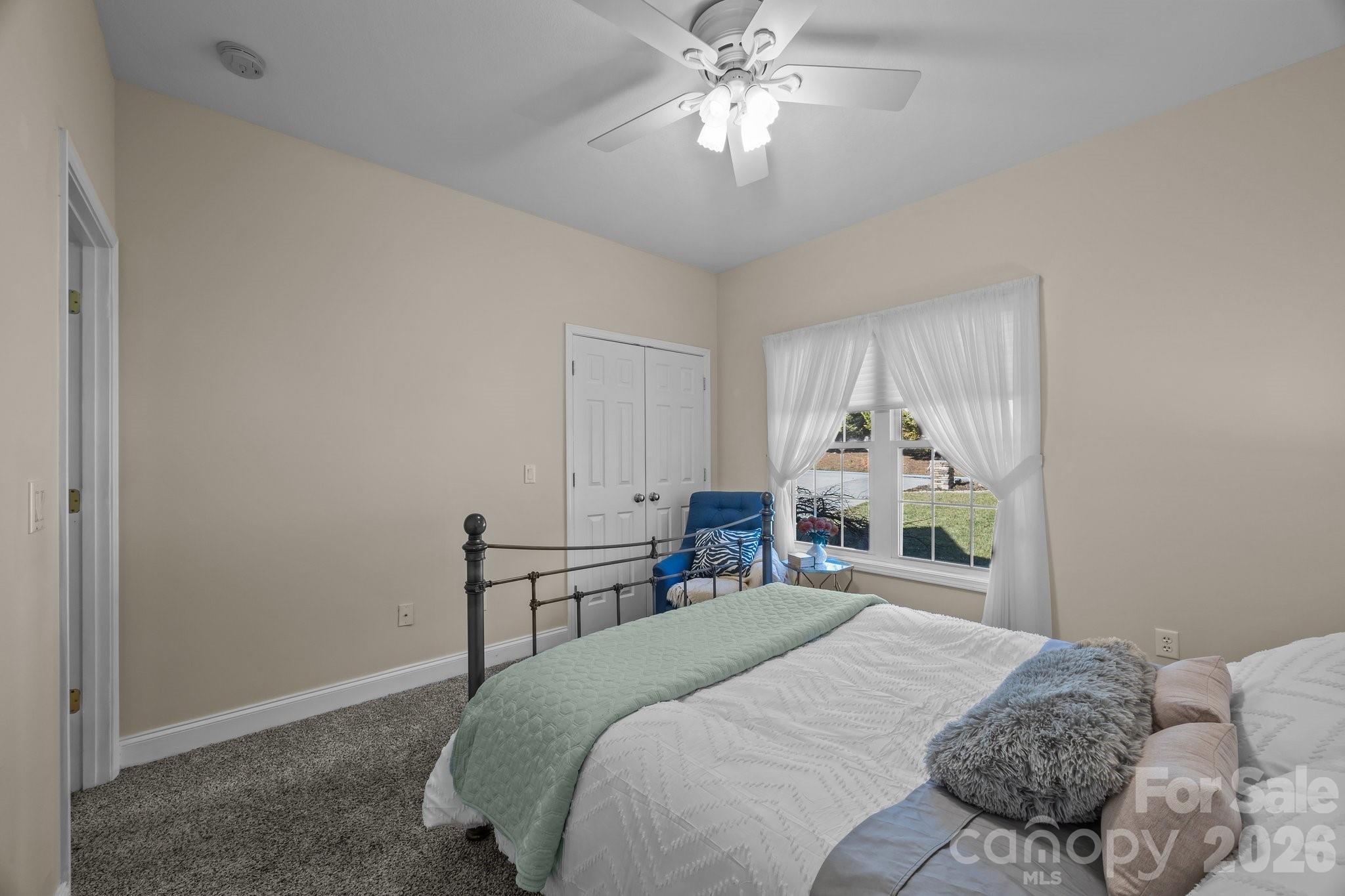 High Vista Falls - Residential