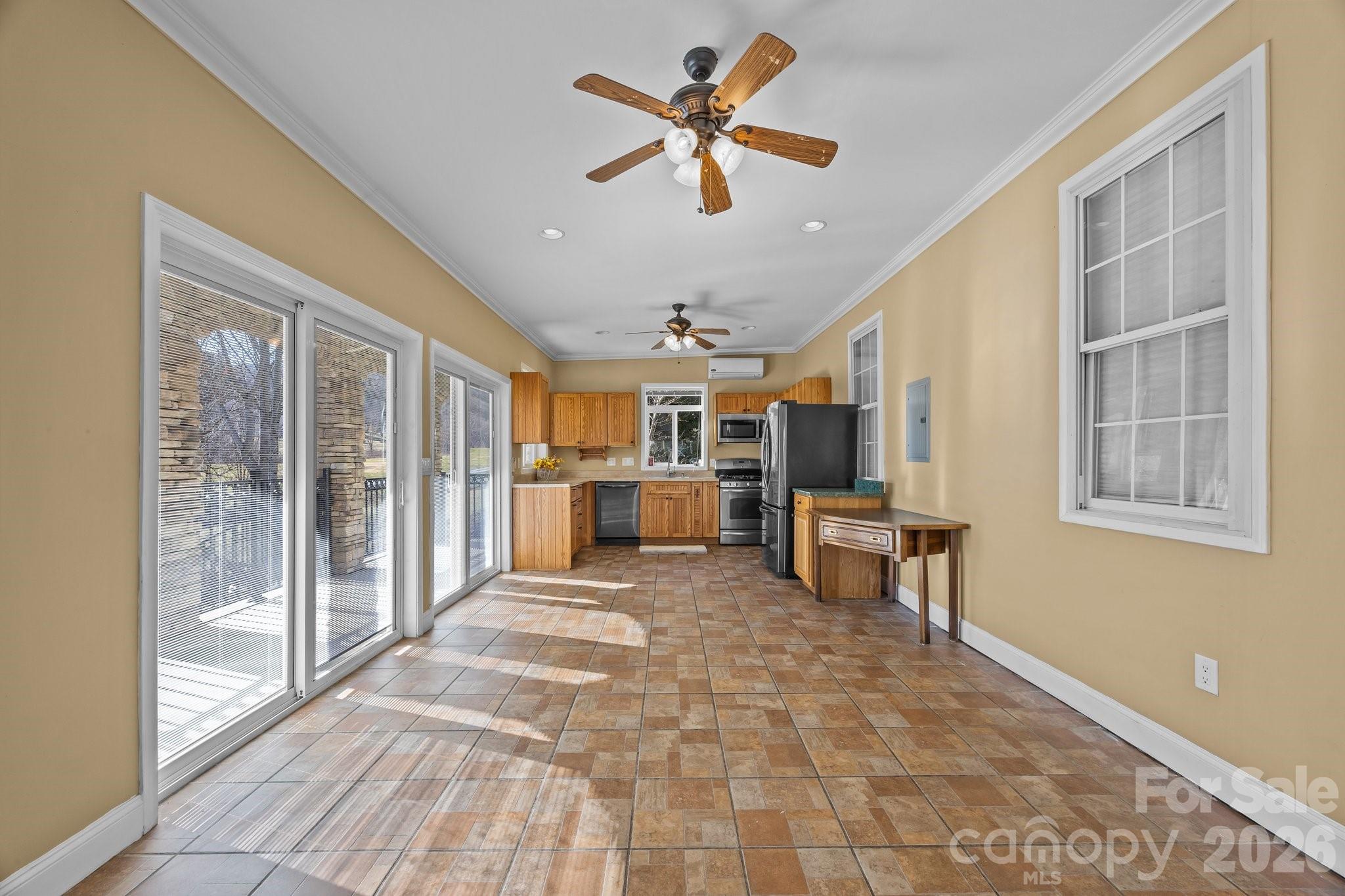 High Vista Falls - Residential