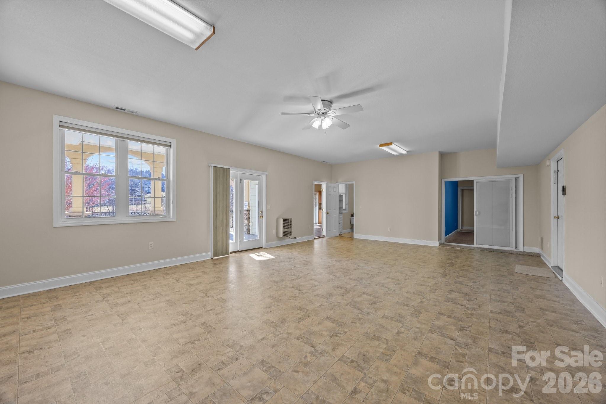 High Vista Falls - Residential