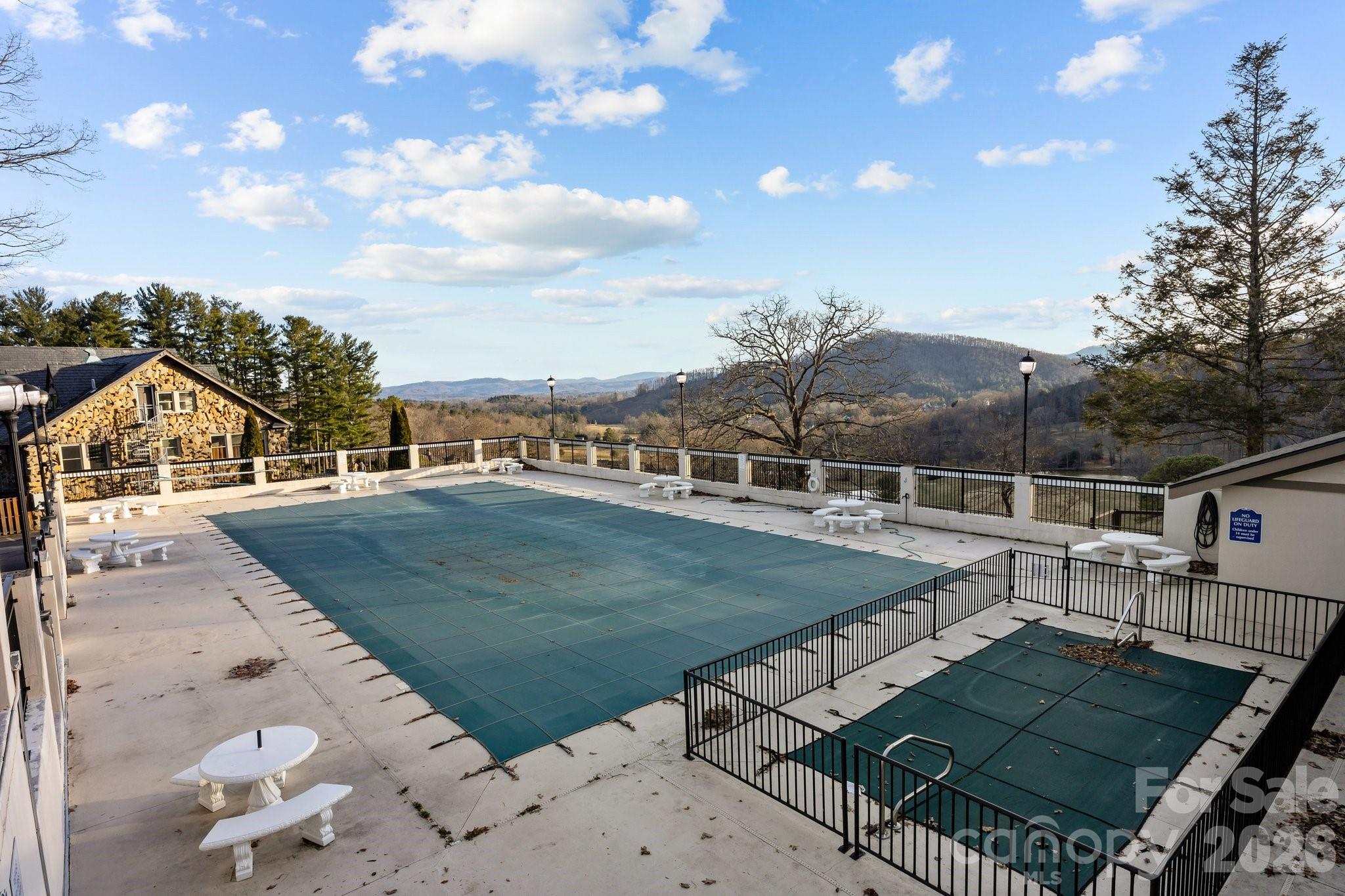 High Vista Falls - Residential