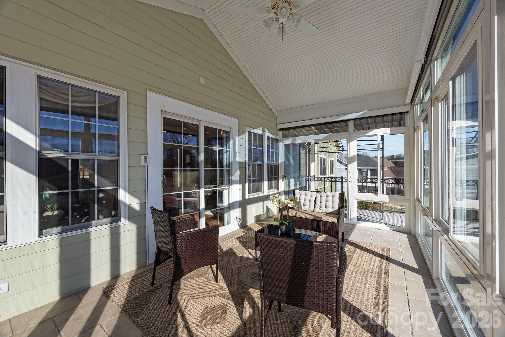 High Vista Falls - Residential