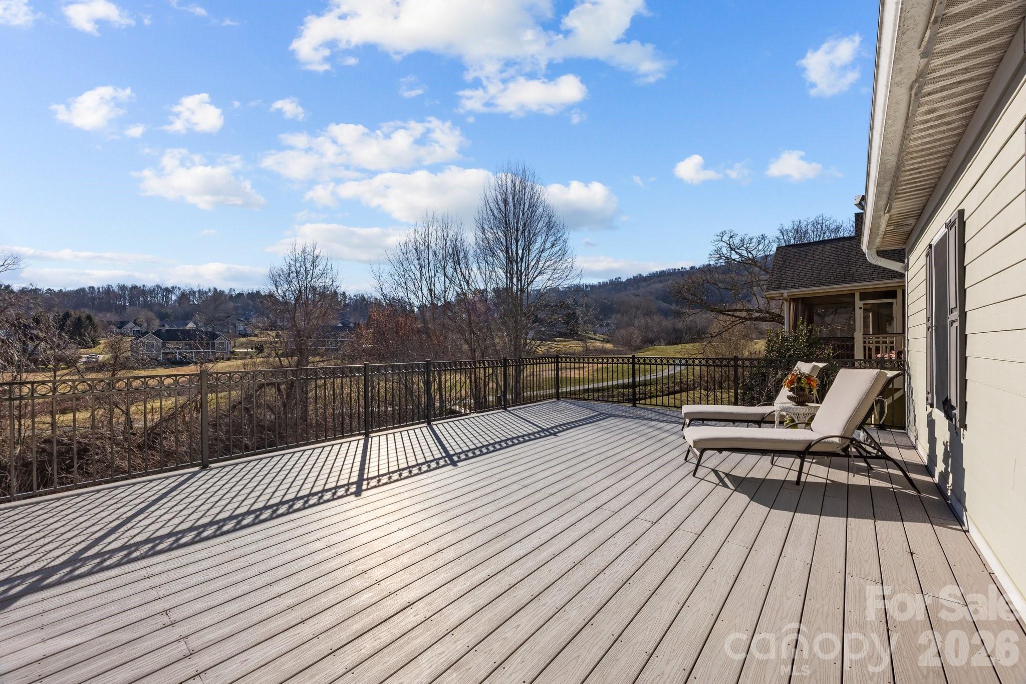 High Vista Falls - Residential