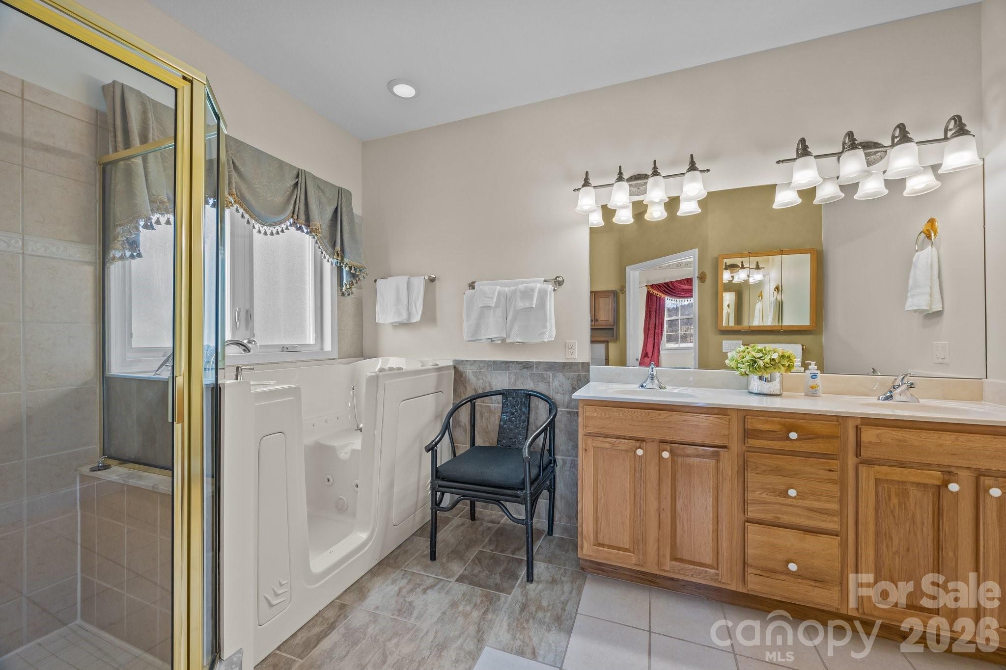 High Vista Falls - Residential