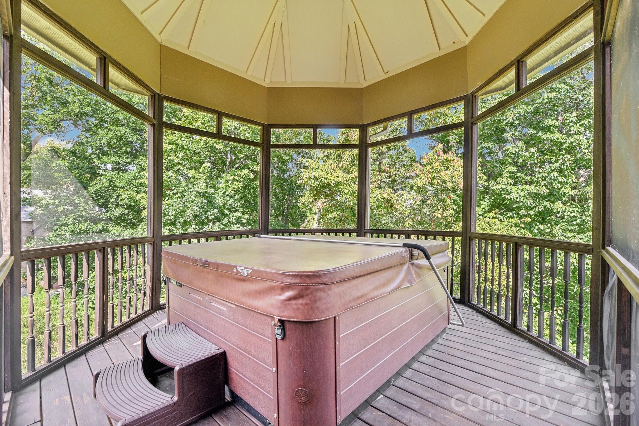 Denton, North Carolina, 27239, United States, 4 Bedrooms Bedrooms, ,7 BathroomsBathrooms,Residential,Active,1749263