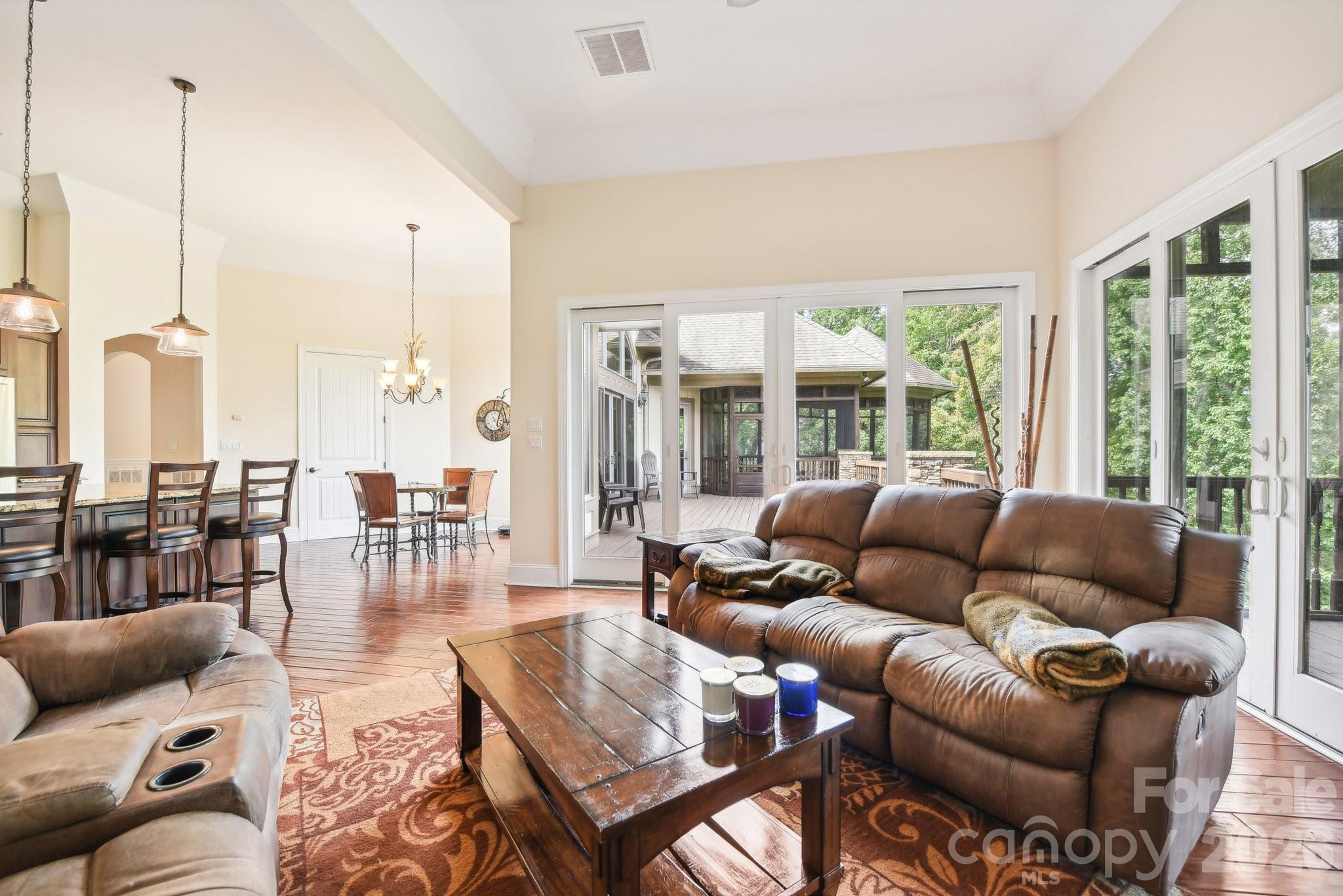 Denton, North Carolina, 27239, United States, 4 Bedrooms Bedrooms, ,7 BathroomsBathrooms,Residential,Active,1749263