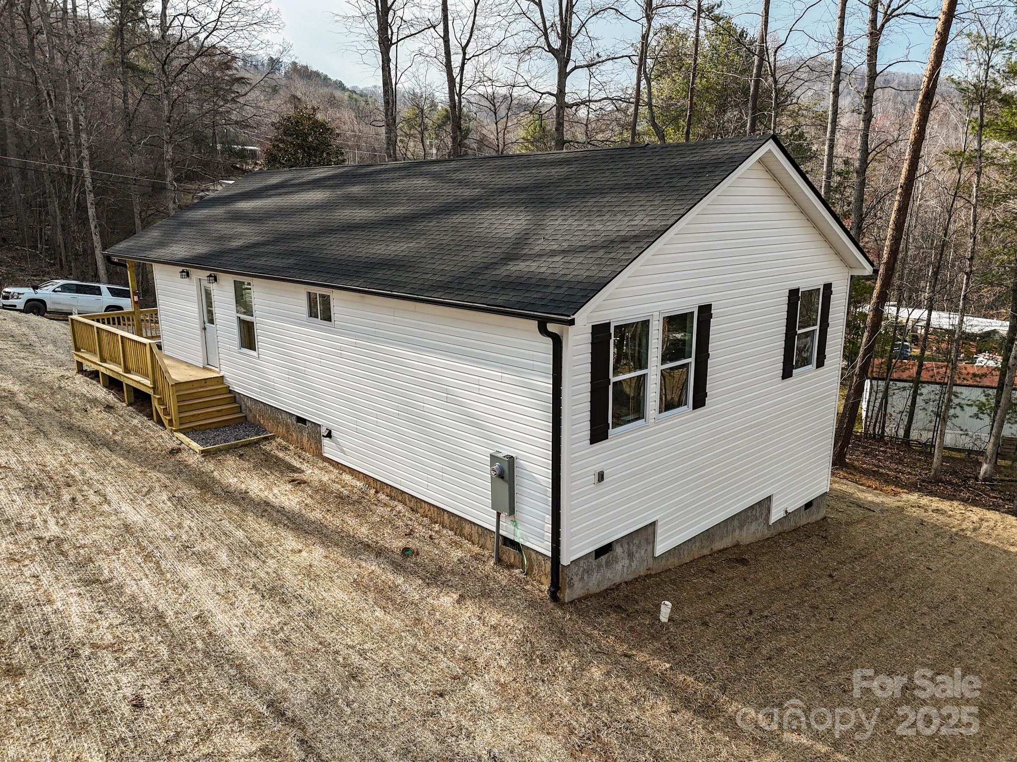 10 Fair Bluff Lane
