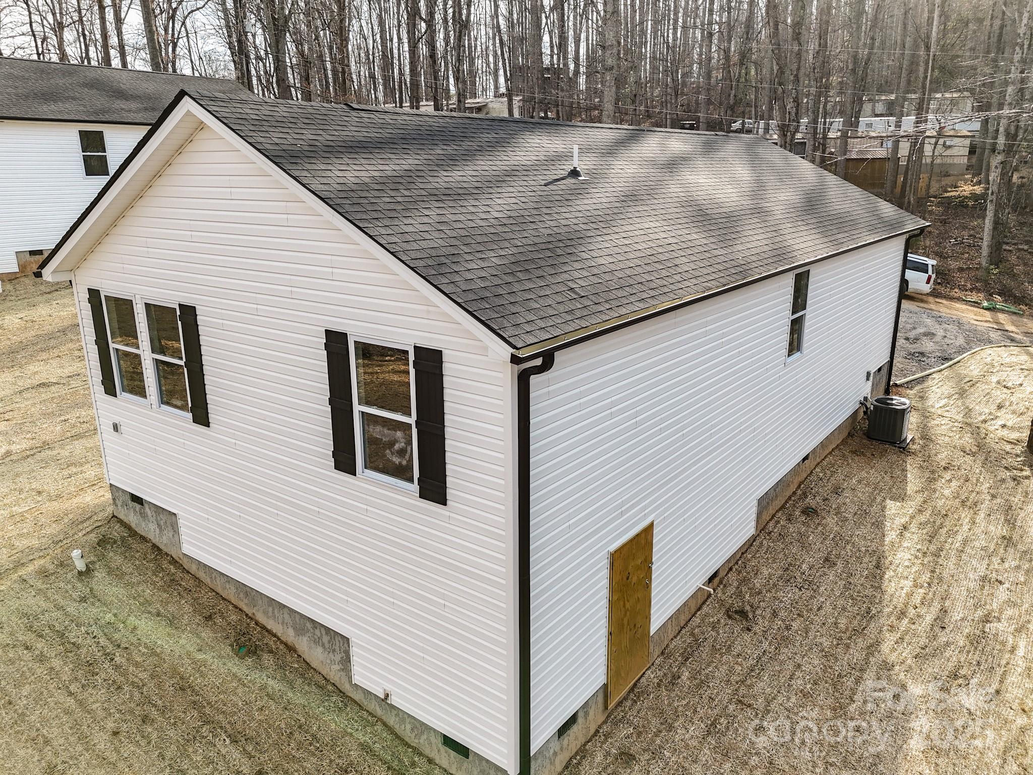 10 Fair Bluff Lane