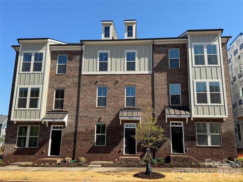 Photo of 4117 Westbound Drive, Charlotte, NC 28278 (MLS # 4406299)