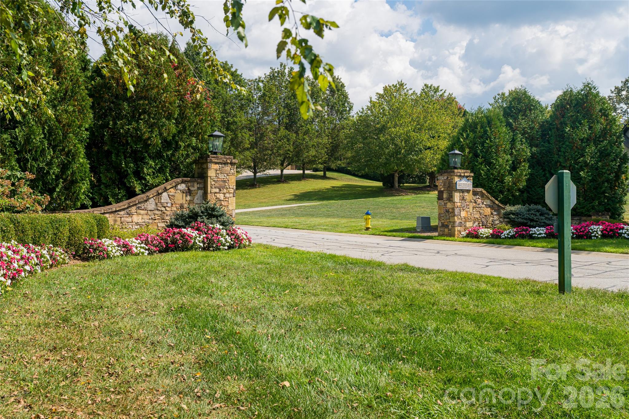 Grand Highlands At Waterford Lakes - Residential
