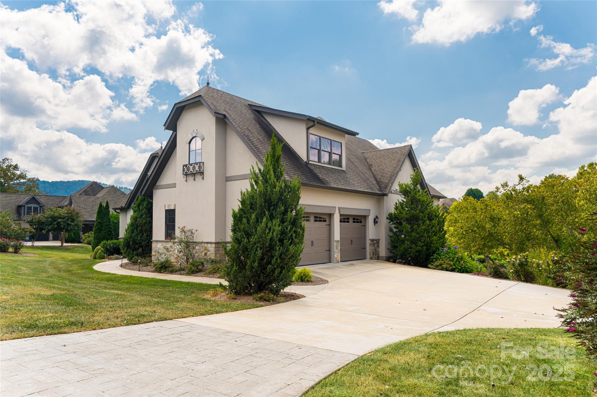 64 Water Hill Way