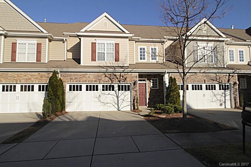 Highly sought after master down plan in Ballantynes Stone Creek Ranch is now available!! You will love the open flow, designer kitchen with granite counters, stainless steel appliances, upgraded cabinets, and a fantastic high ceiling great room w/fireplace perfect for entertaining! Hardwood floors, sweeping 2 story foyer, large bedrooms, a massive loft, and brand new FRESH CUSTOM PAINT throughout! Super convenient to 485, shopping, restaurants, parks, AND the pool is a short walk away. This one is built to impress. See you soon!