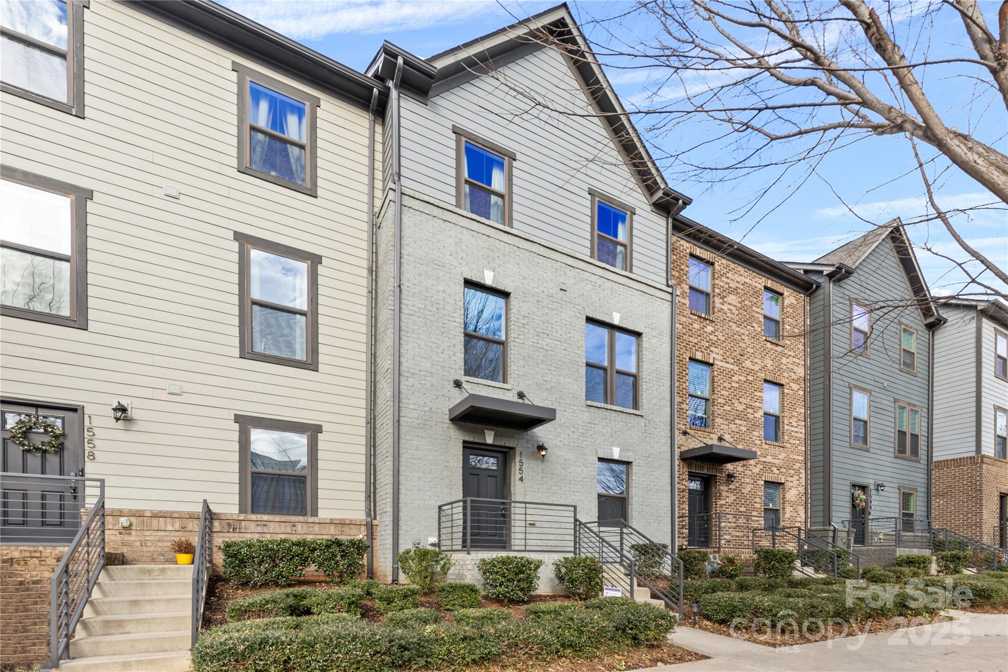 1554 Kee Court