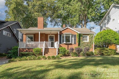 Photo of 800 Mcdonald Avenue, Charlotte, NC 28203 (MLS # 4381394)