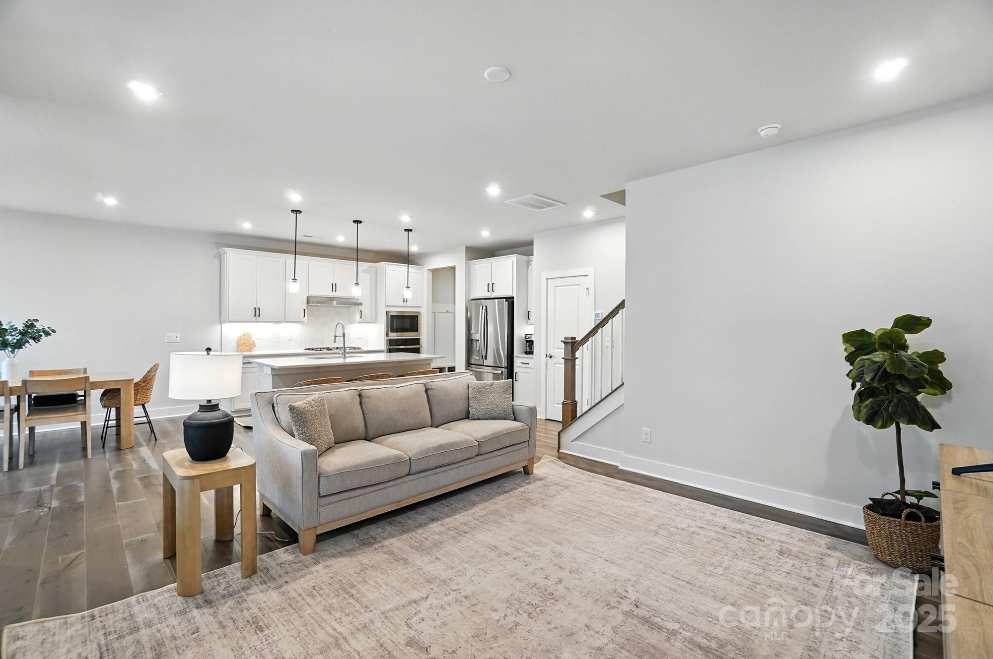 Seven Oaks - Residential