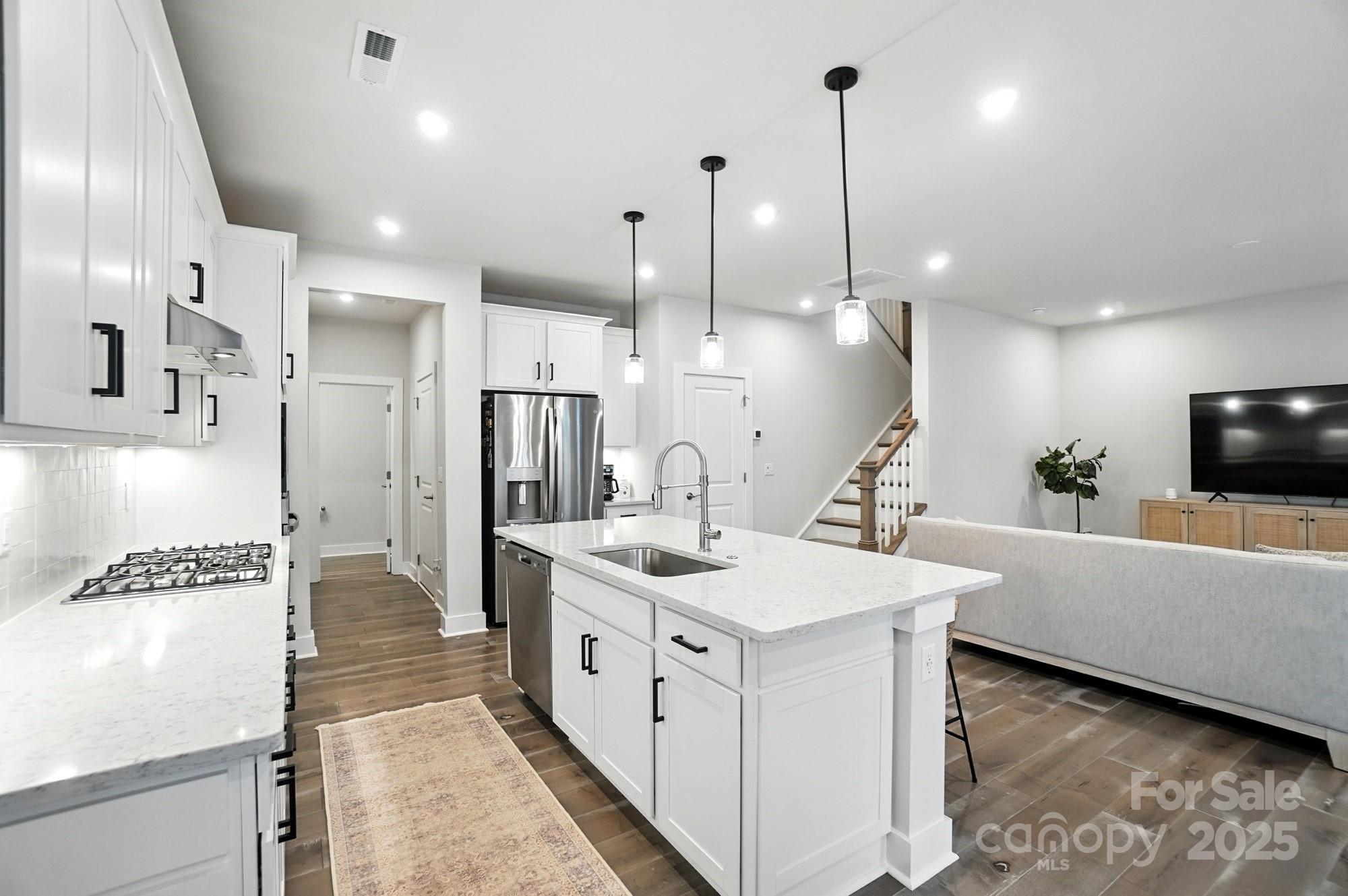 Seven Oaks - Residential