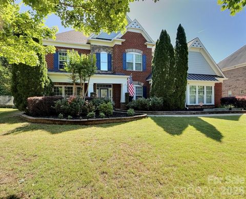 Photo of 2905 Julian Glen Circle, Waxhaw, NC 28173 (MLS # 4383394)