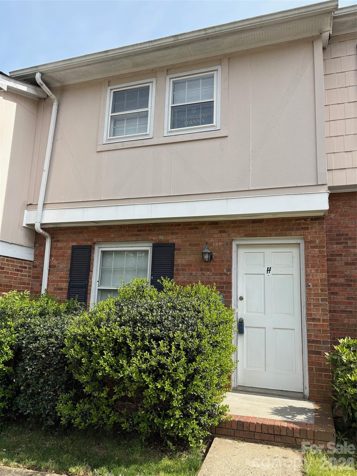 Tall Oaks - Residential