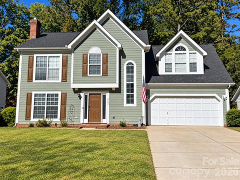 Photo of 9307 Lake Spring Avenue, Charlotte, NC 28216 (MLS # 4438530)