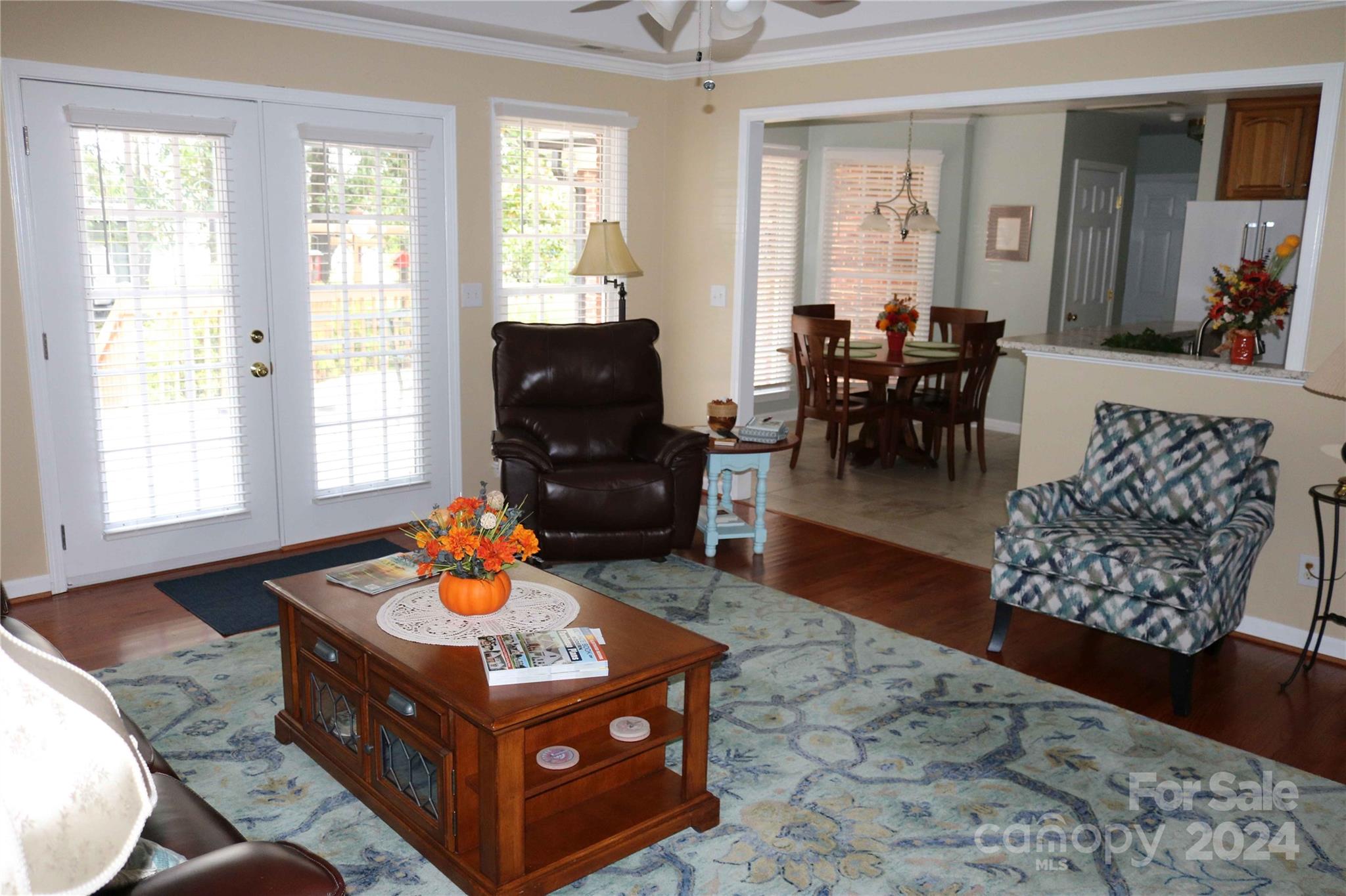 Carolando - Residential