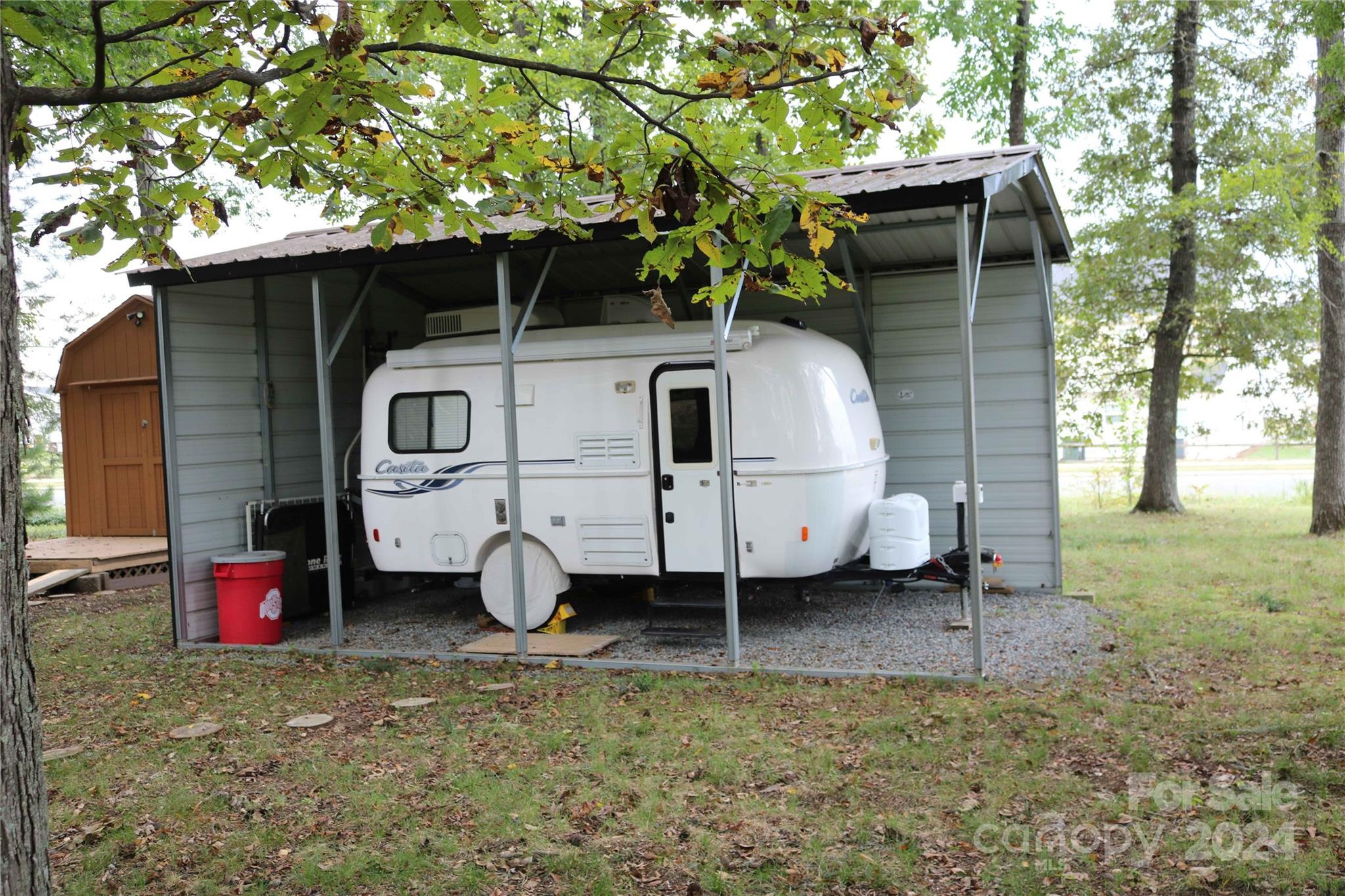 Carolando - Residential