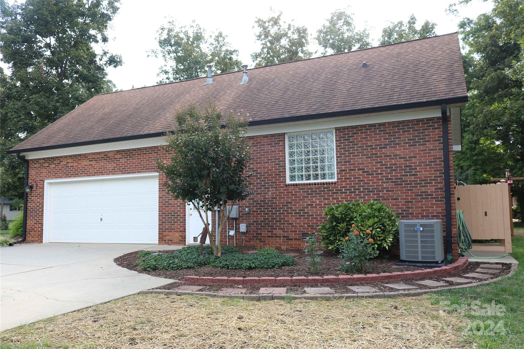 Carolando - Residential