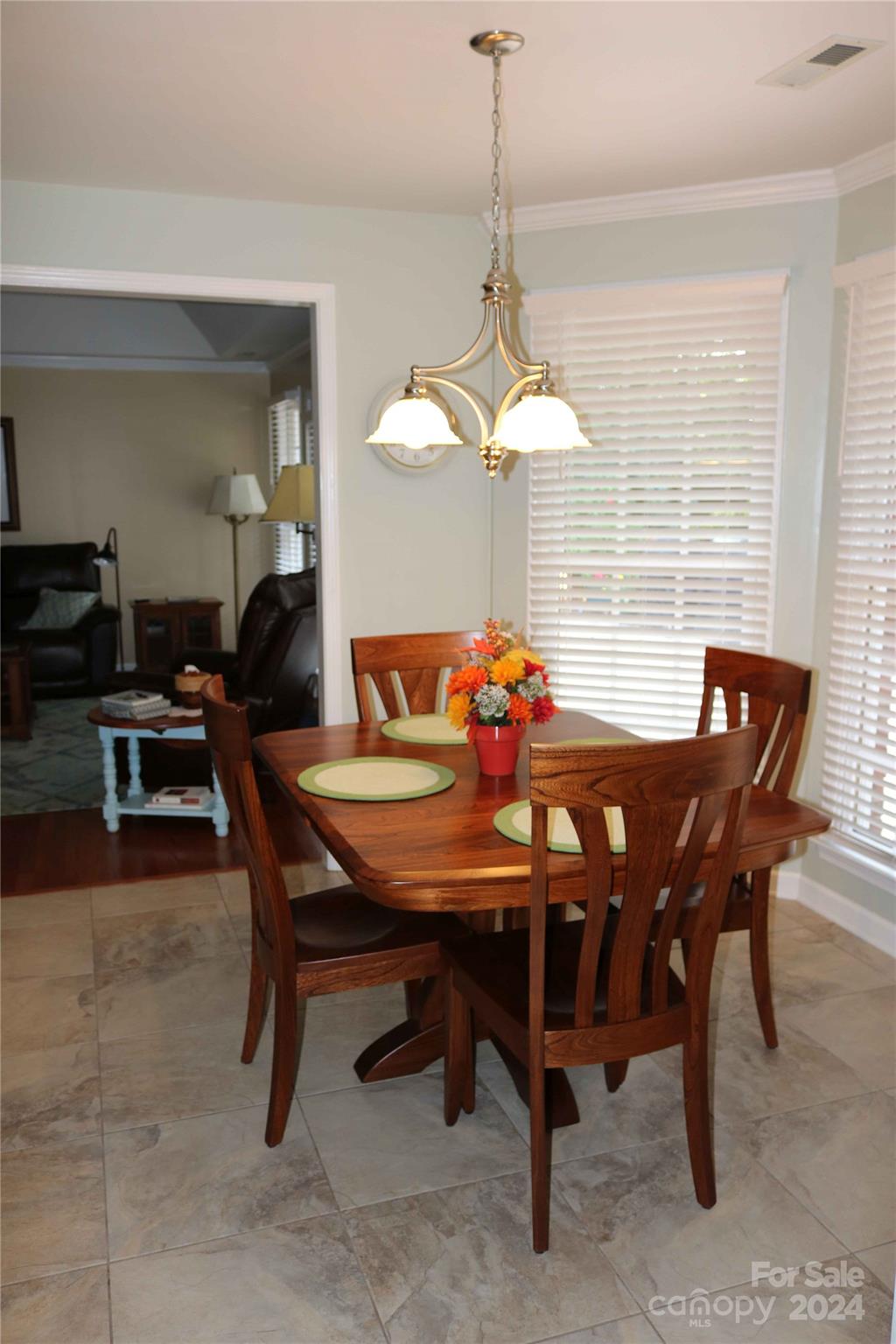 Carolando - Residential