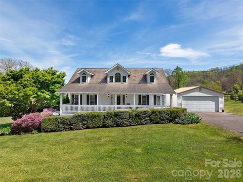 Photo of 44 Tibi Lane, Waynesville, NC 28785 (MLS # 4373708)