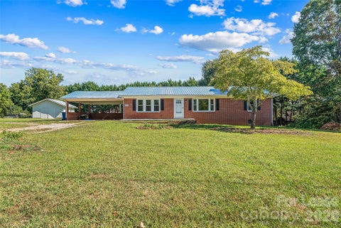 Photo of 3531 Wandering Lane NE, Hickory, NC 28601 (MLS # 4426685)