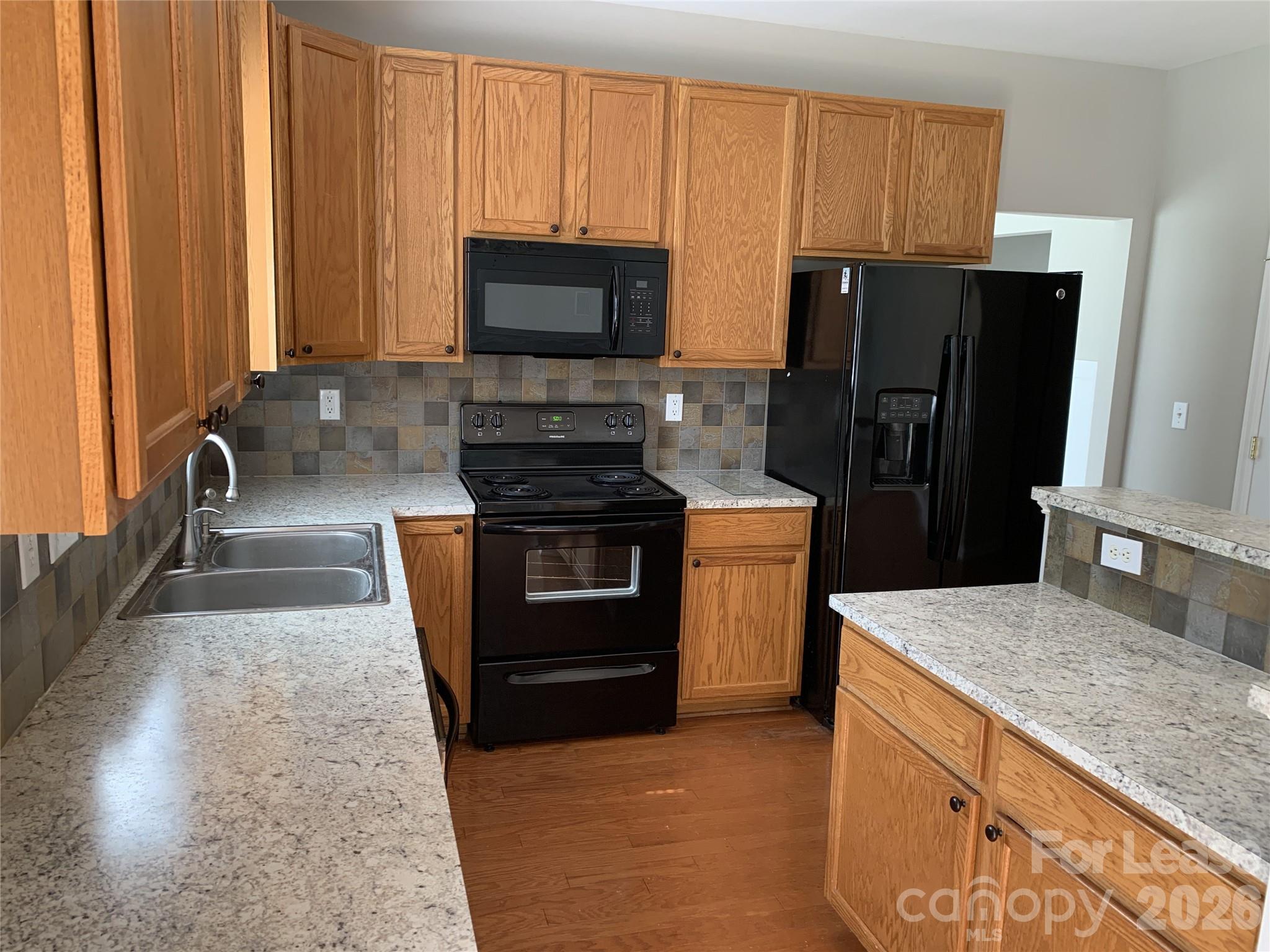 5003 Paddle Wheel Lane