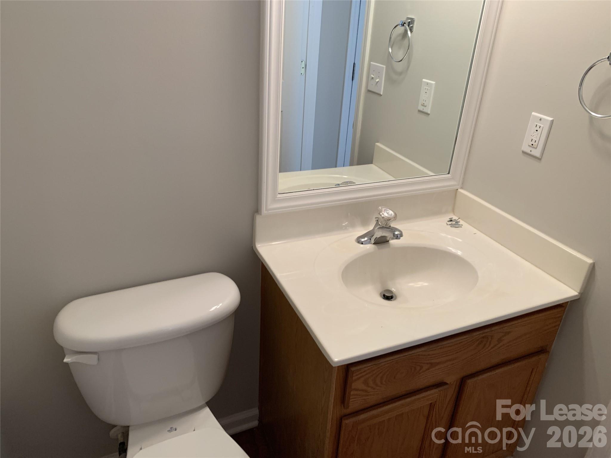 Crismark - Residential Lease