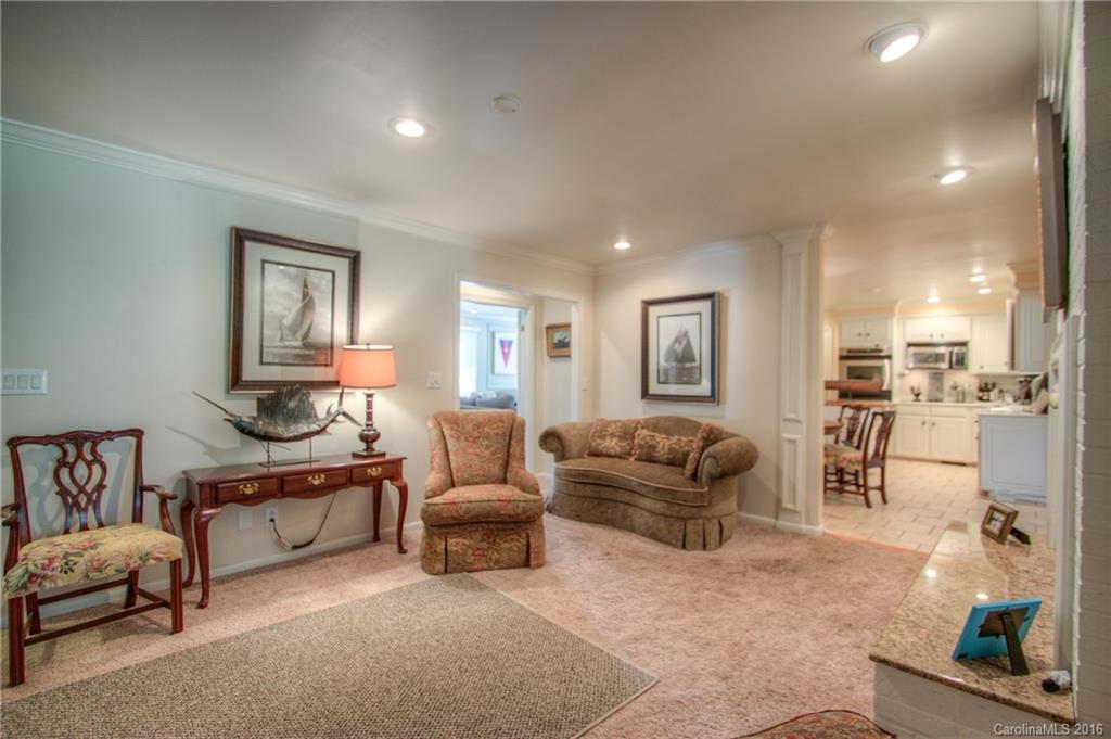 Country Club Estates - Residential