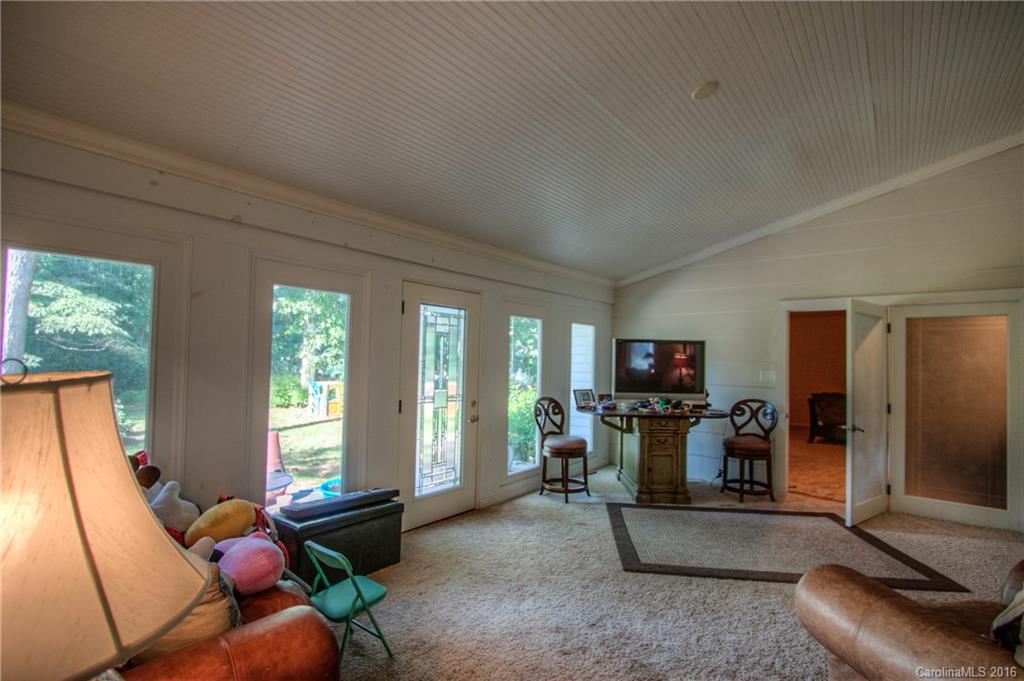 Country Club Estates - Residential