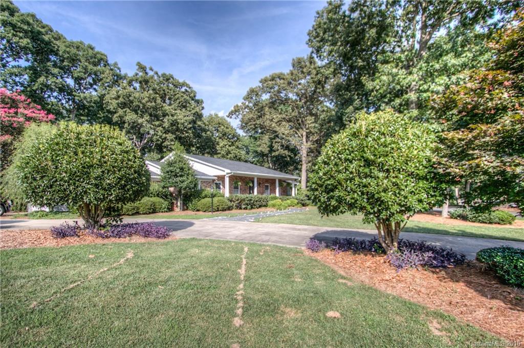 Country Club Estates - Residential