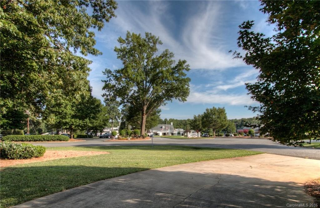 Country Club Estates - Residential