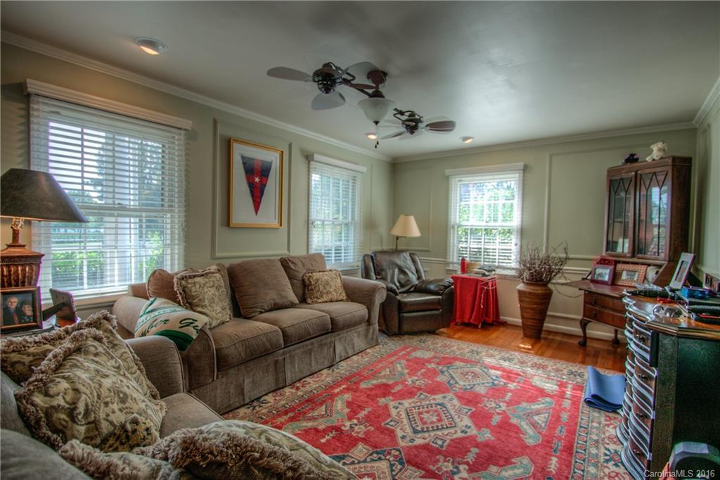 Country Club Estates - Residential