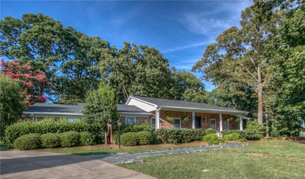 Country Club Estates - Residential