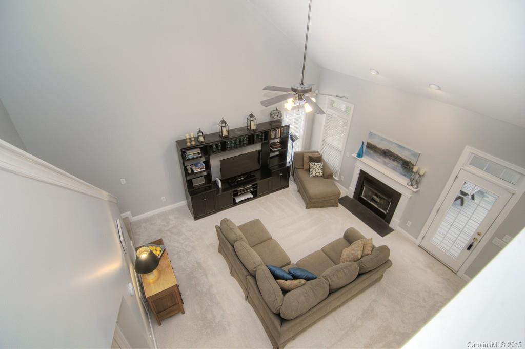 Lake Shore - Residential