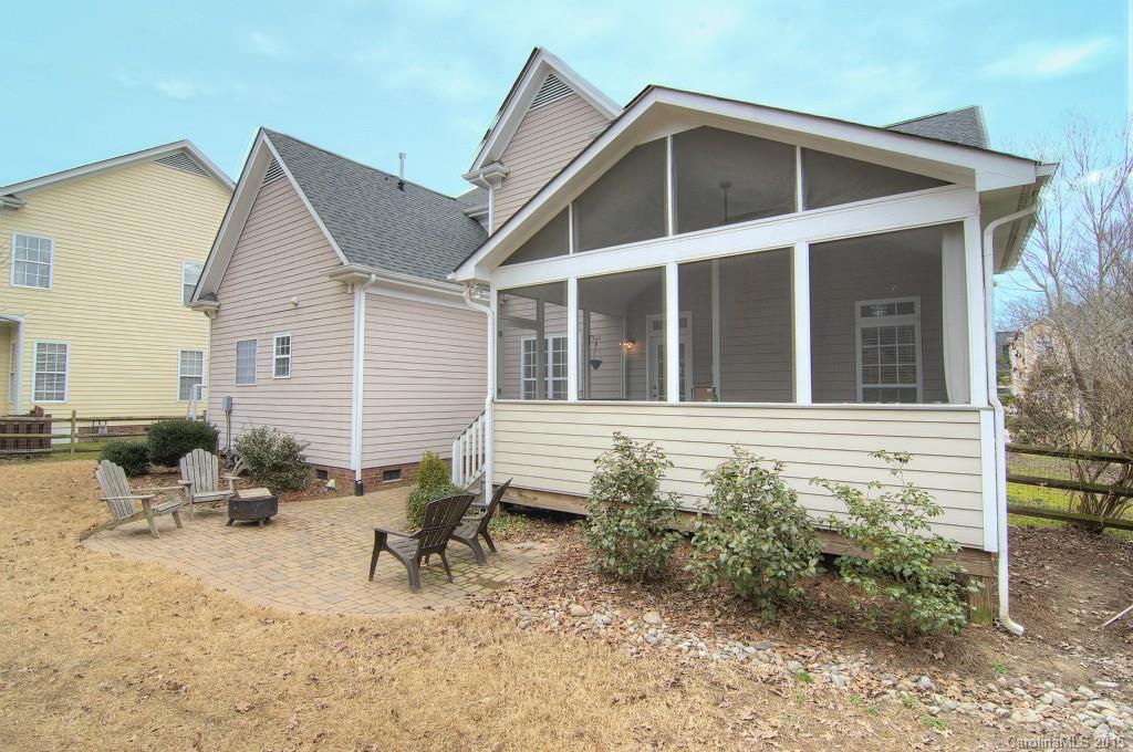 Lake Shore - Residential