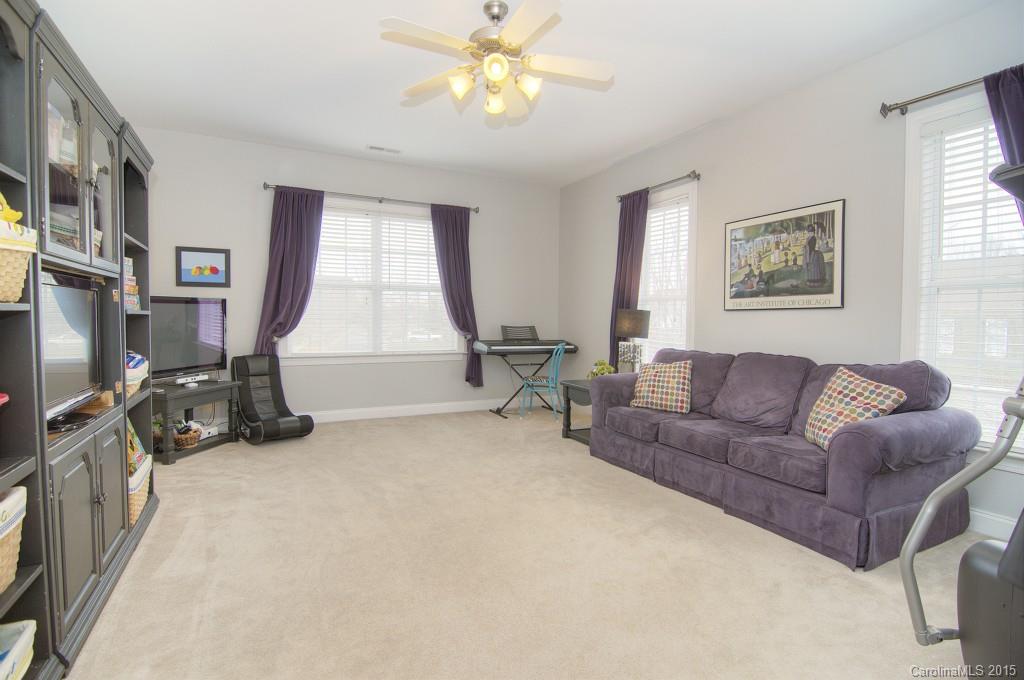 Lake Shore - Residential