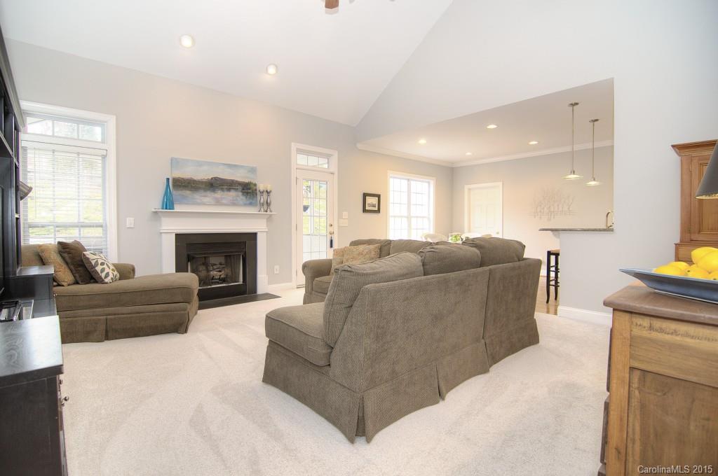 Lake Shore - Residential