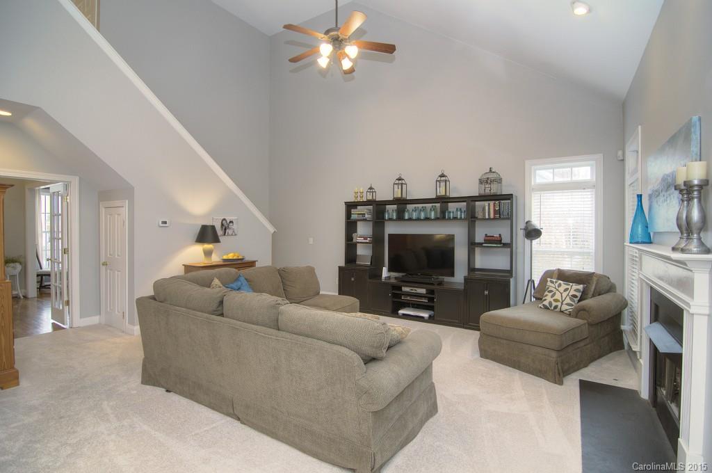 Lake Shore - Residential