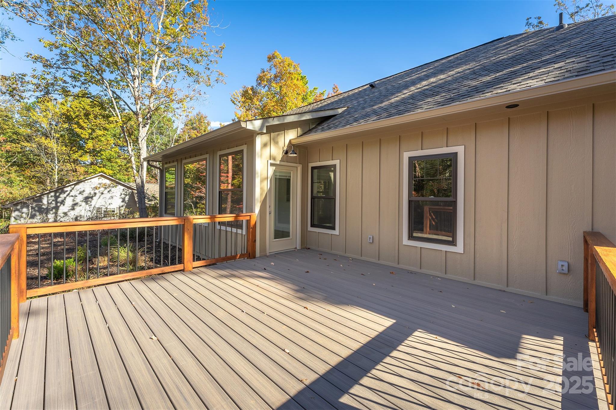Rumbling Bald on Lake Lure - Residential