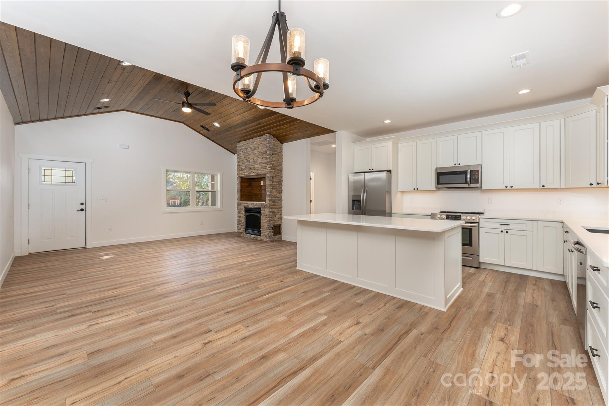 Rumbling Bald on Lake Lure - Residential