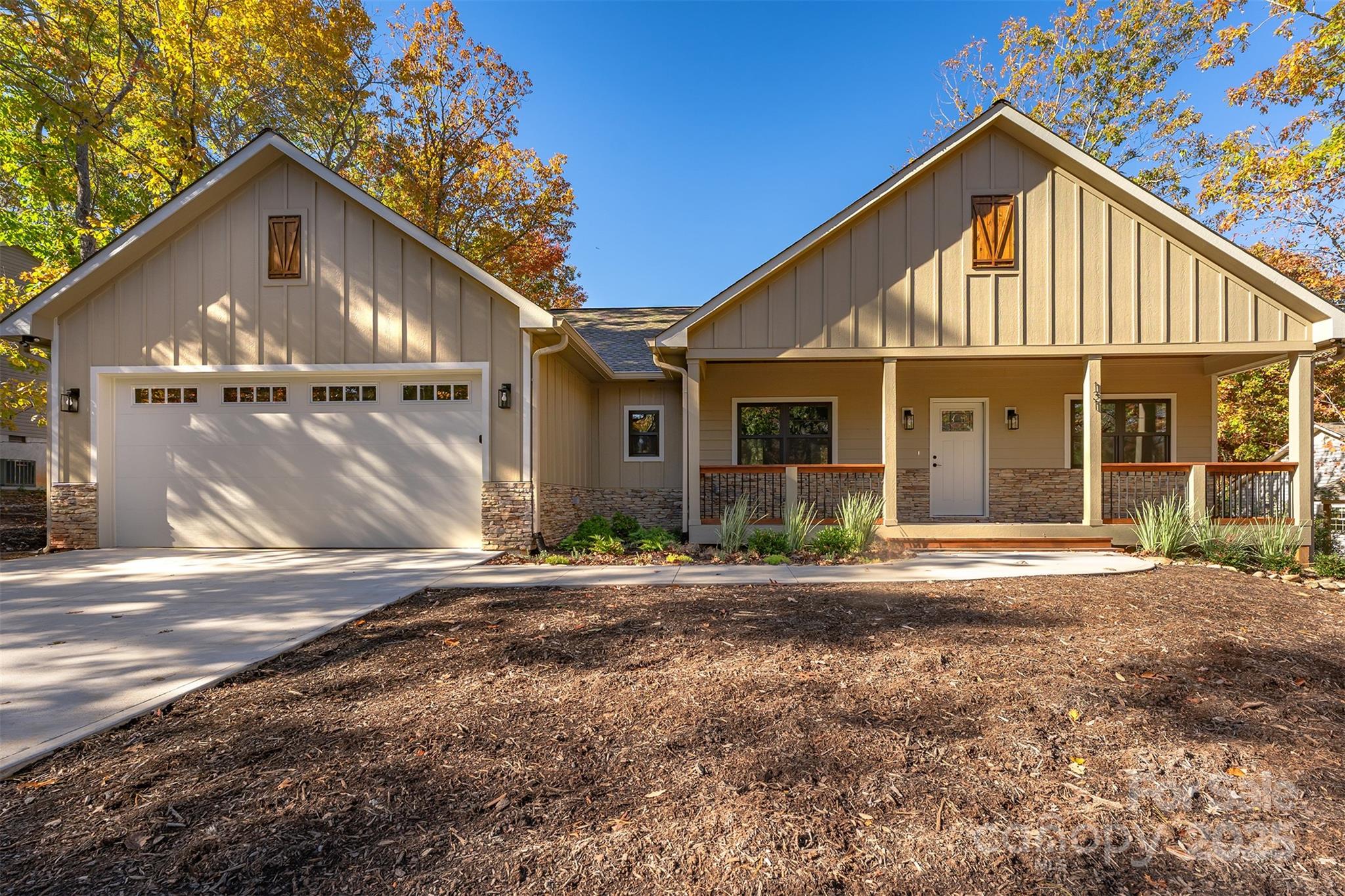 Rumbling Bald on Lake Lure - Residential