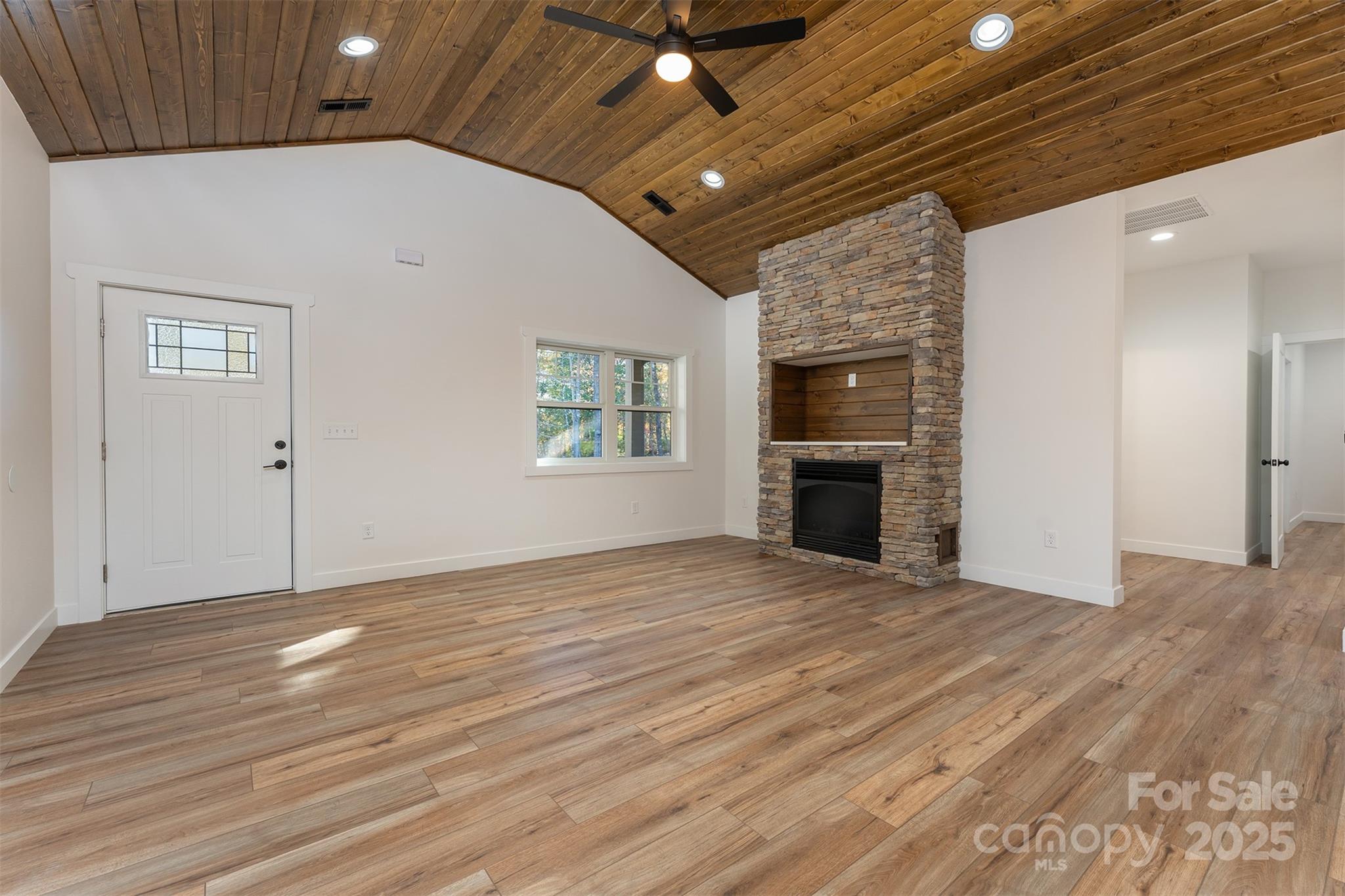 Rumbling Bald on Lake Lure - Residential