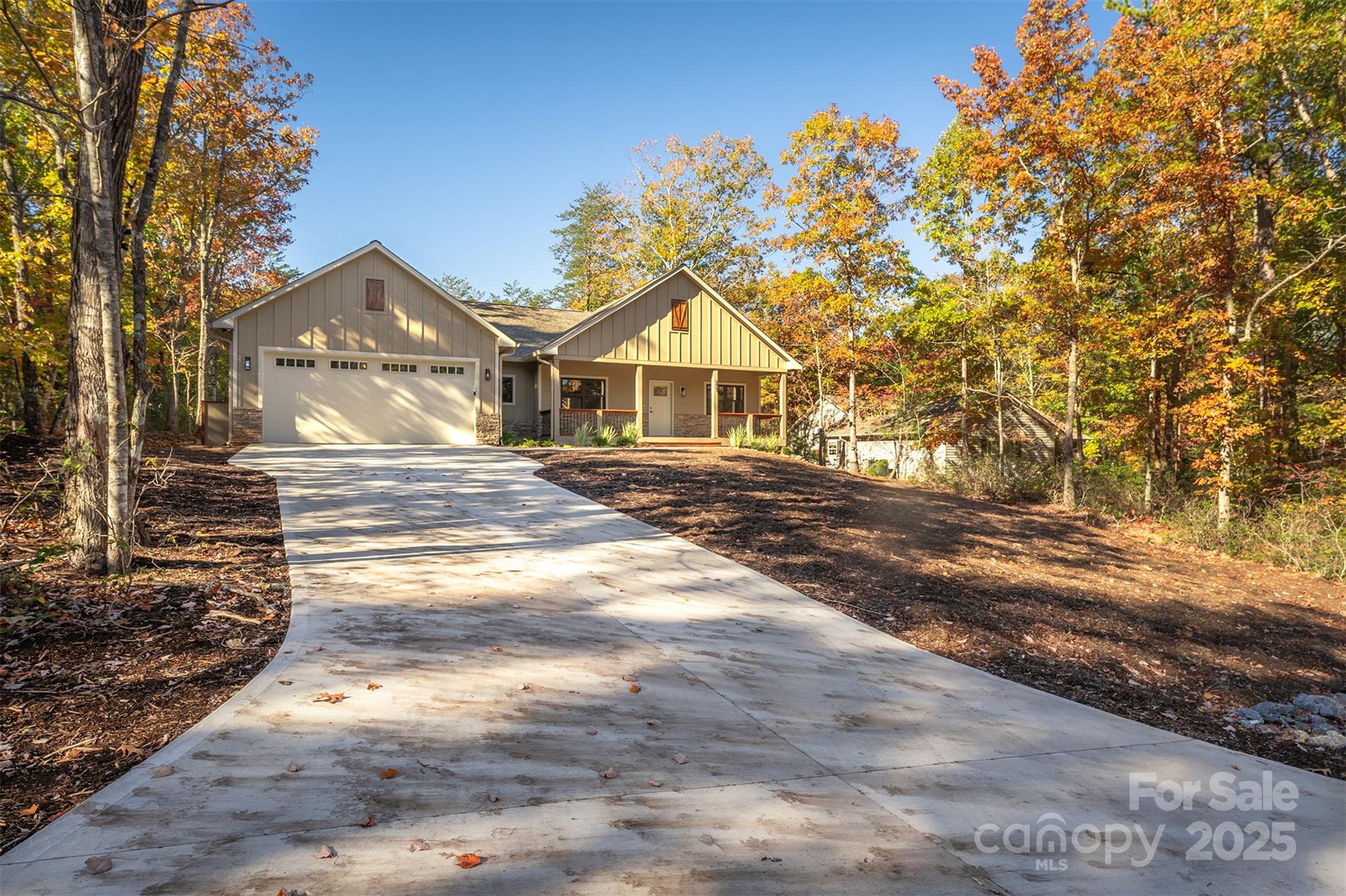 Rumbling Bald on Lake Lure - Residential