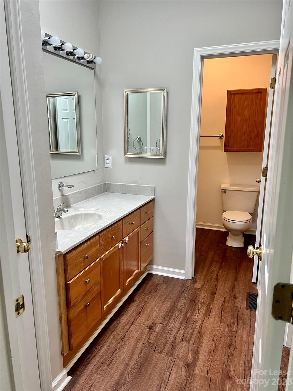 Shadow Lake - Residential Lease