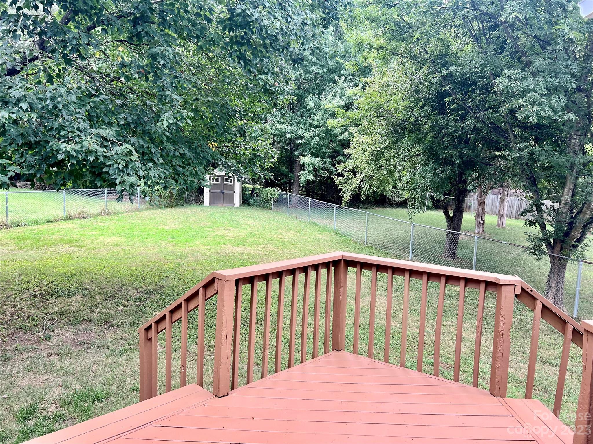 Shadow Lake - Residential Lease