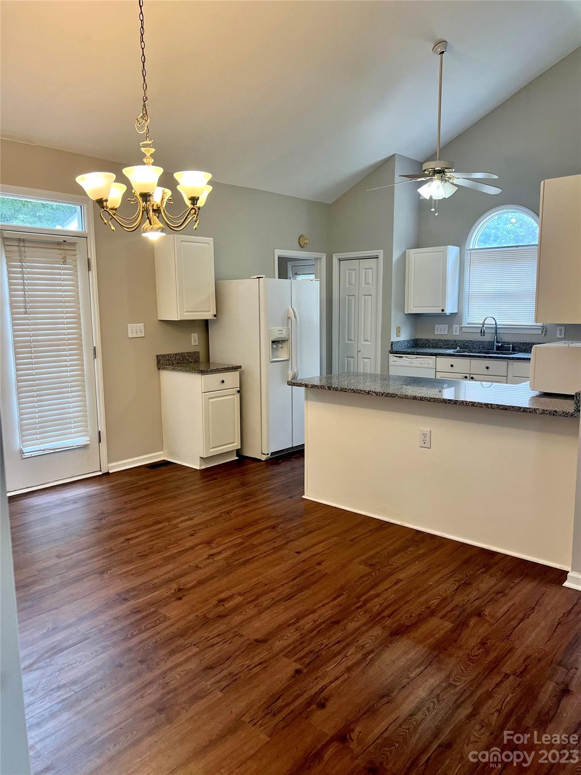 Shadow Lake - Residential Lease