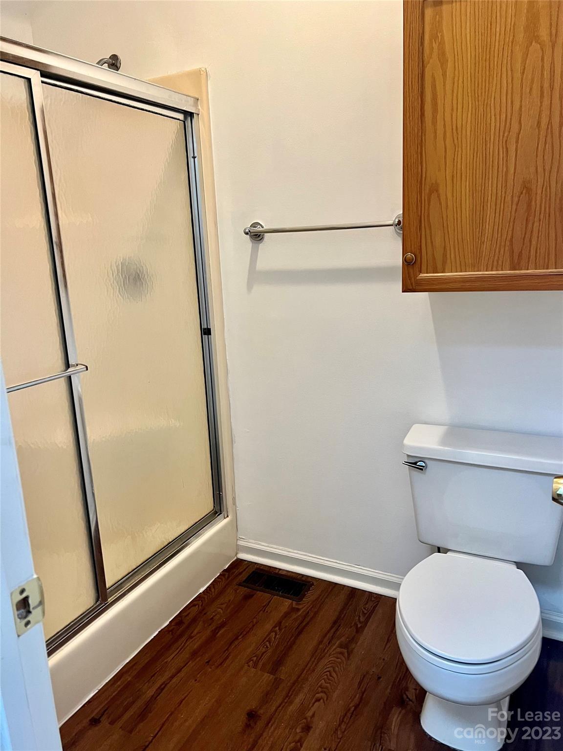 Shadow Lake - Residential Lease